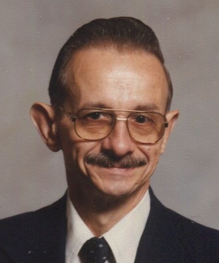 Foelske, LaVern Julius Obituary Photo